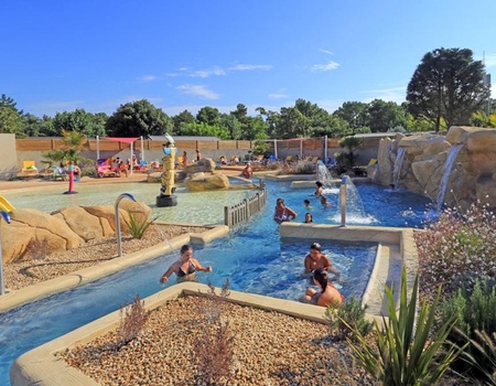 Camping Les Genêts, 5* - 5