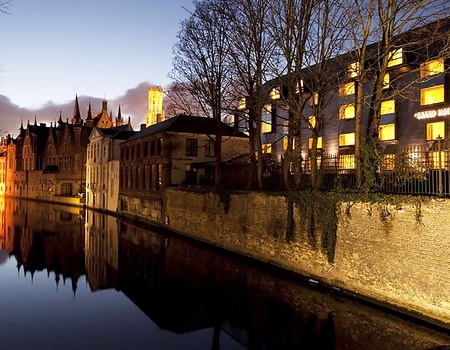 Séjour détente et confort au centre de Bruges avec vue sur le canal Groenerei - 4*