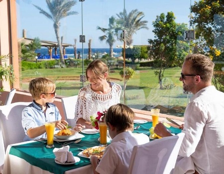 Hôtel Three Corners Happy Life 4* - 5