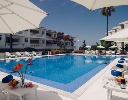 Hôtel Route Active 3* - 1