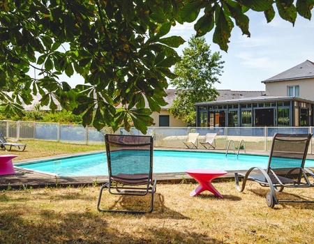 Week-end à Doué la Fontaine, avec piscine extérieure - 3* - 1