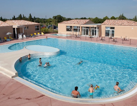 Venez profiter d'un séjour en famille au Ventoux avec piscine - 3*