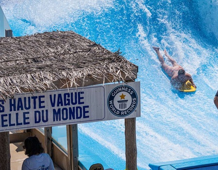 Créez de beaux souvenirs en famille près d'Avignon avec des entrées pour Wave Island - 1