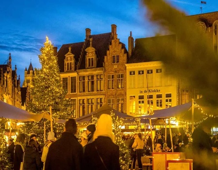 Une ambiance chaleureuse règne sur les marchés de Noël au coeur de Bruges - 2* - Bruges, Belgique - Image 1