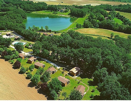 Camping Les Chalets de Dordogne, 3*