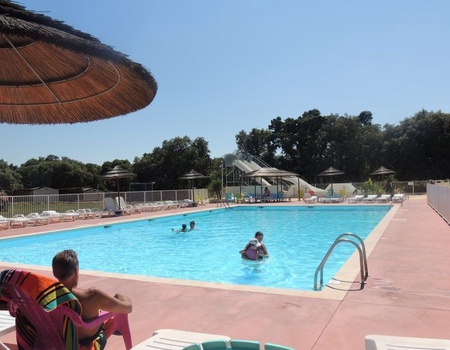 Camping le Domaine de Gajan, 4*