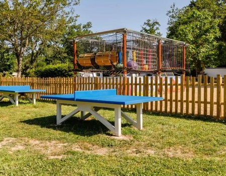 Camping maeva Escapades le Bois Joli, 4* - 5