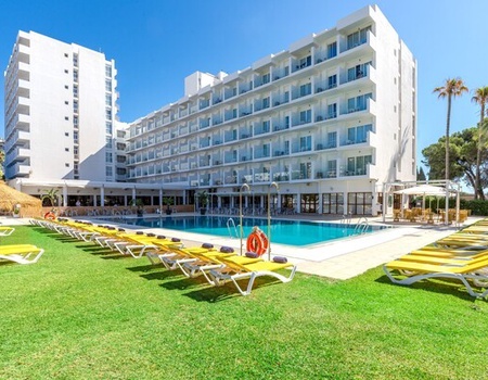 Club San Fermin 3* - 1