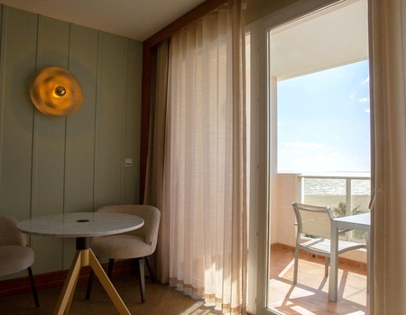 Grand Hôtel Les Flamants Roses 4* - 4