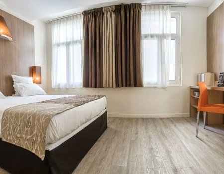 HOTEL CARRE VIEUX PORT 3* : Hôtel + Train - Marseille, Côte d'Azur - Image 2
