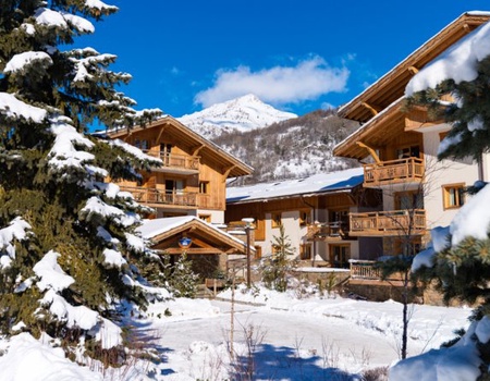 Résidence travelski home premium Le Hameau du Rocher Blanc 4* - 4