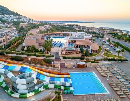 Club Grand Hotel Holiday 4*