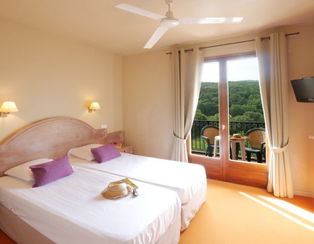 Village Vacances Le Castel Luberon 3* - 5