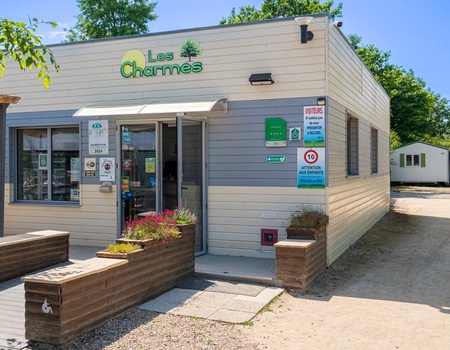 Camping Les Charmes 4* - Vendée - Apremont, Atlantique Nord - Image 1