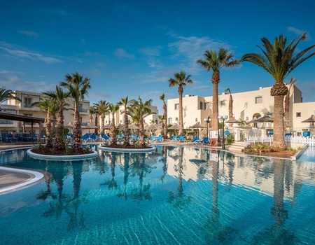 Hôtel Europa Beach Hotel & Spa 4*