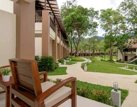 The Leaf Oceanside by Katathani 4* - 4