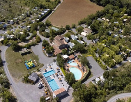 Flower Camping Saint Amand, 4*