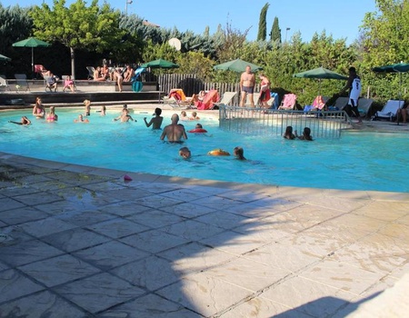 Camping Les Routes de Provence, 3* - 5