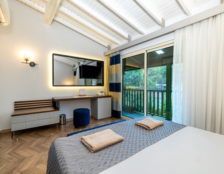 Hotel Crystal Flora Pearl Collection 5* - 5