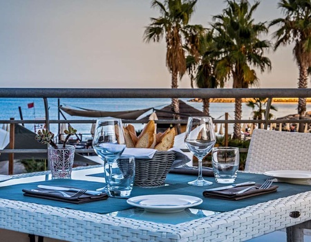 Vacances en Ligurie avec dîner inclus dans un hôtel de rêve - 4*