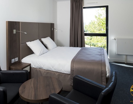 Adonis Dijon Maison Internationale - 3