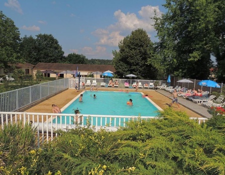 Flower Camping les Nauves, 3*