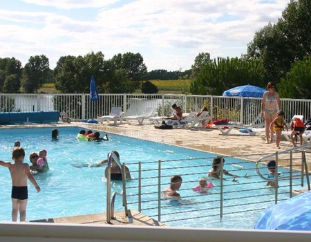 Camping Les Coteaux du Lac, 4* - 4