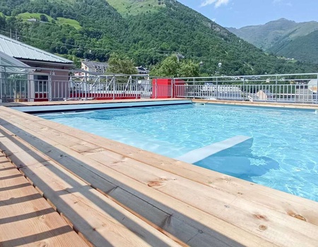 Escapade avec dîner, spa, piscine et vue montagne à Cauterets - 3*