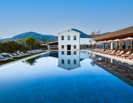 Hôtel The Olivar Suites 5*