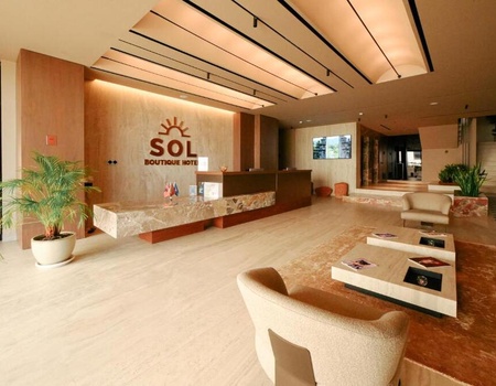 Hôtel Sol Boutique Hotel 5* avec location de voiture - Tirana, Albanie - Image 2