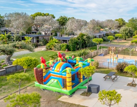 Camping Paradis A La Corniche, 5* - 5