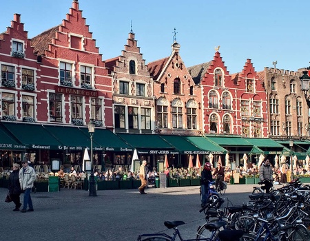 Séjour au coeur de Bruges. Petit-déjeuner et départ tardif inclus. - 3*