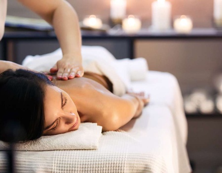 Séjour détente en amoureux avec massage de 30 min et lovebox à 1h30 de Paris - 4* - 1