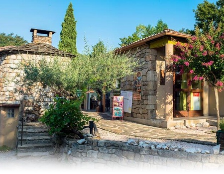 Ushuaïa Villages - Camping Les Cruses *** - Ribes - Ardèche - Ribes, Auvergne - Image 1