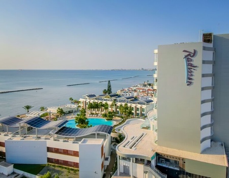 Jet Tours Signature Radisson Beach 5* - 1