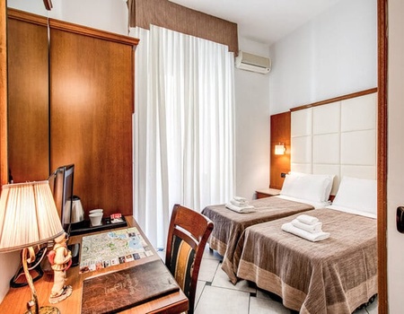 Hôtel Garibaldi 3* - 5