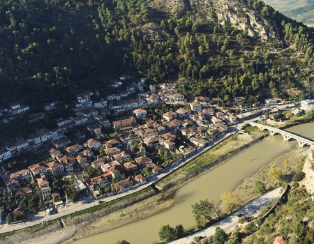 Autotour De l'Albanie aux Météores, une découverte hors du temps en 3* ou 4* - Tirana, Albanie - Image 3