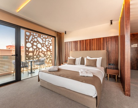 Hôtel Longue Vie 4* - 4