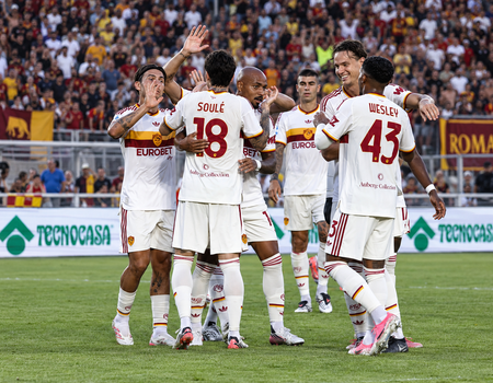 Match foot AS Roma - Saison 2026-2027 avec Hôtel 4* - Rome, Italie - Image 3