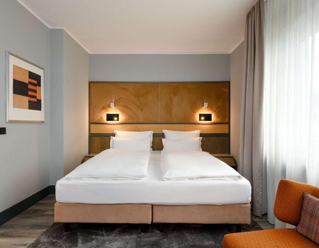 Match foot Ligue des Champions - Borussia Dortmund v Atalanta avec Hôtel 3* - 5