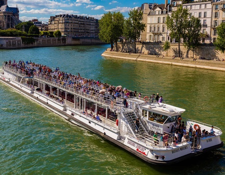 Escapade familiale dans la Capitale avec Croisière sur la Seine - 4*