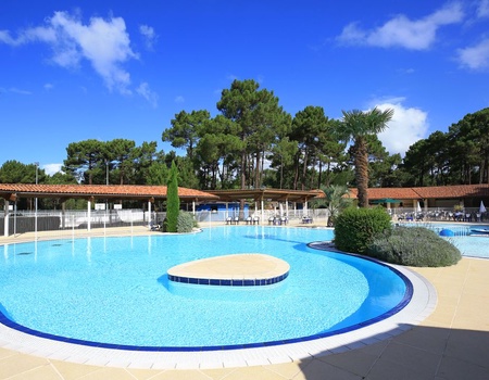 Camping Vacances André Trigano - Domaine de Montcalm, 4*