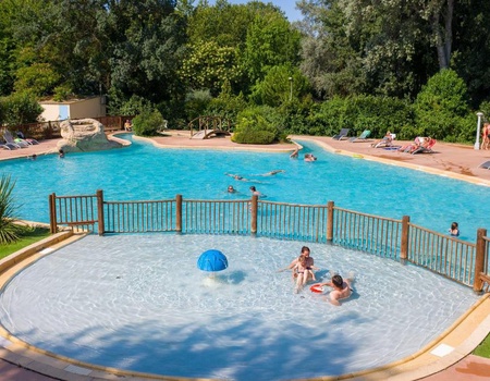Camping du Pont d'Avignon, 4* - 3