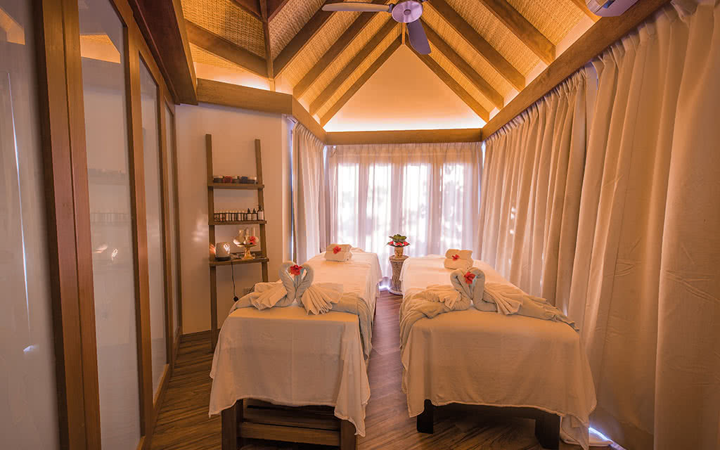 Makunudu Island **** - 4