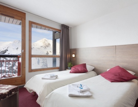 Hôtel Club mmv Les Mélèzes Village Vacances 4*