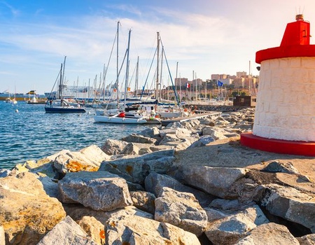 Croisière et randonnées autour de la Corse - Les plus beaux sentiers de l'île de Beauté (formule port/port) - Corse, France - Image 2