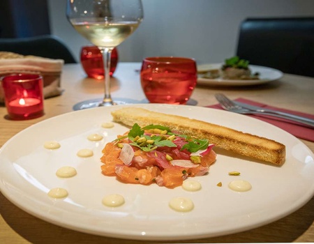 ÉTapes gourmandes à Chamonix face aux cîmes enneigés - 4*
