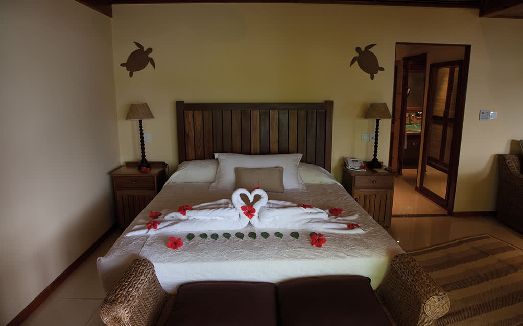 COMBINÉ 2 ILES : PRASLIN + MAHÉ l'Archipel + Cerf Island Resort 14 nuits *** - 5