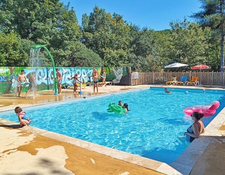 Camping Ushuaïa Village La Colombière 3* - Beaumont-du-Périgord, Sud Ouest - Image 3