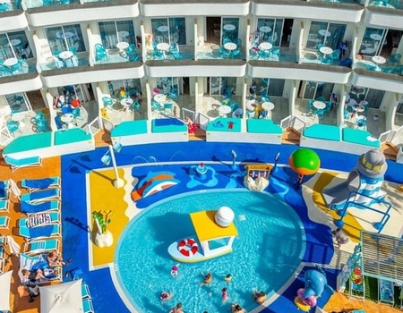 Hôtel Hovima La Pinta Beachfront Family Hotel 4* - 1